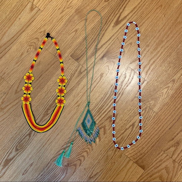Jewelry - Lot of 3 seed bead retro 70s-style necklaces